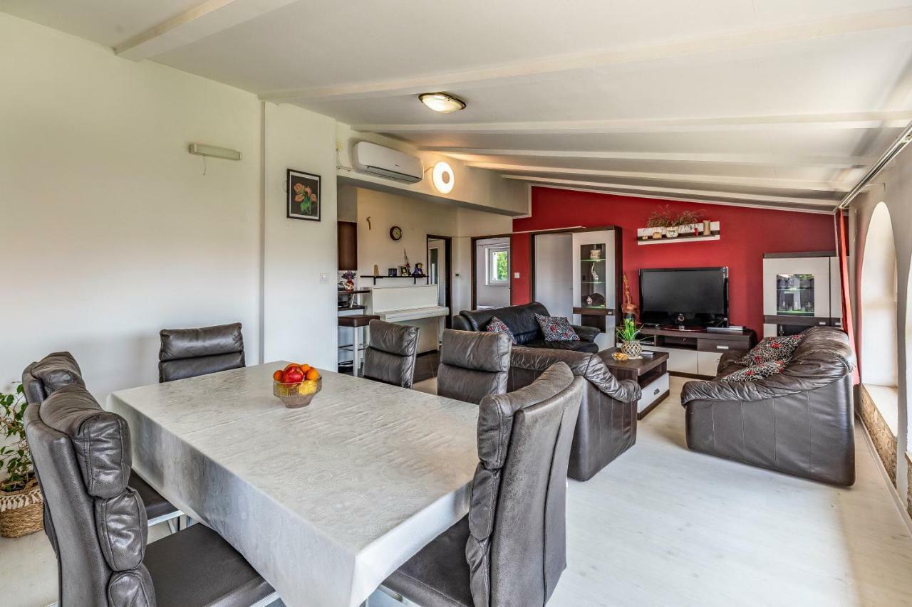 Apartamento House Anka Medulin Exterior foto
